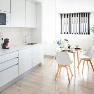 Homeforguest Abora With Pool And Garage Apartamento